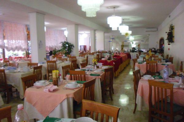 Hotel Alfredo'S Rimini Buitenkant foto
